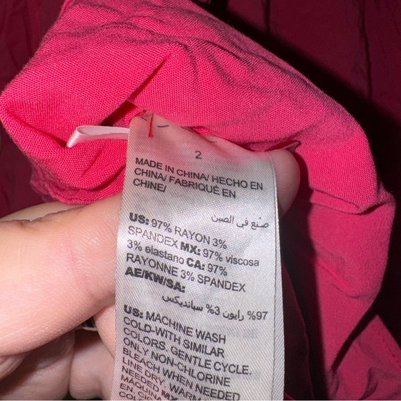 Chico’s Tie-Sleeve Slit-Hem Top. - Picture 5 of 6